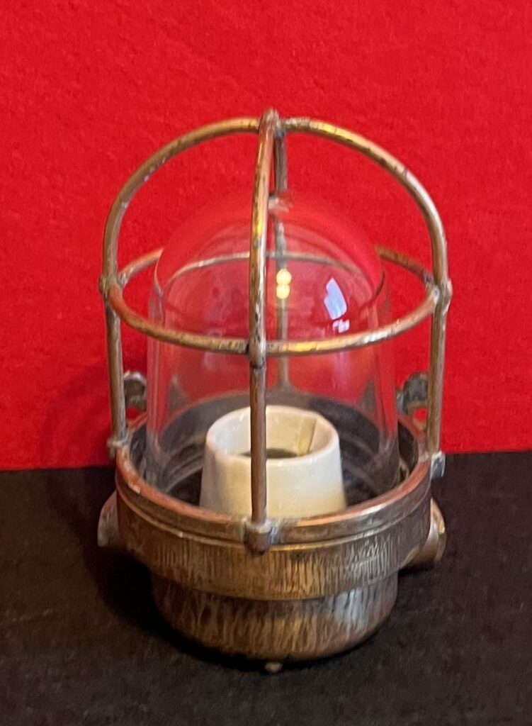 Lampada Navale Vintage in Ottone e Vetro – Anni ’50/’60